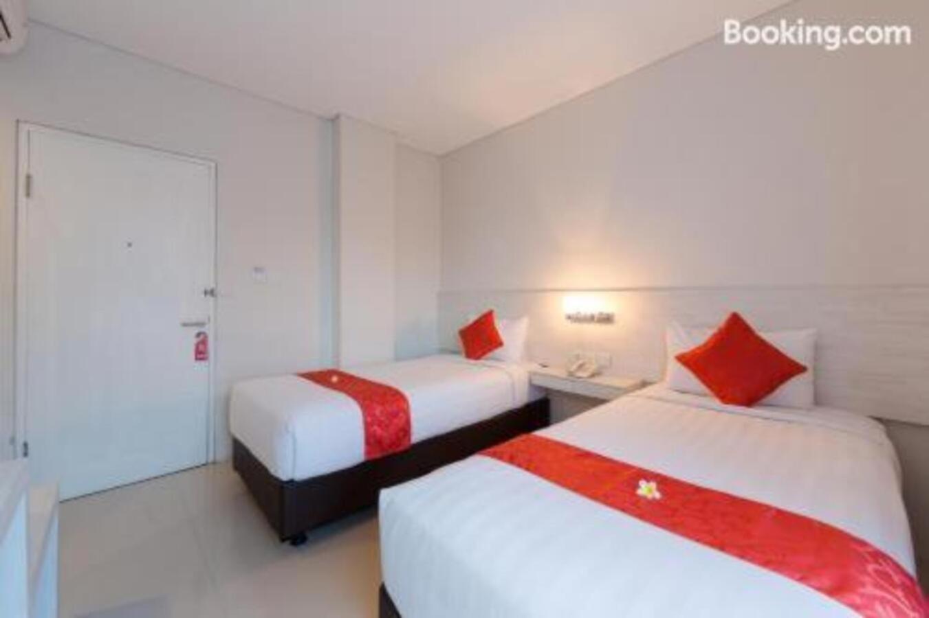 The Rinaya Canggu By Ecommerceloka Exterior foto